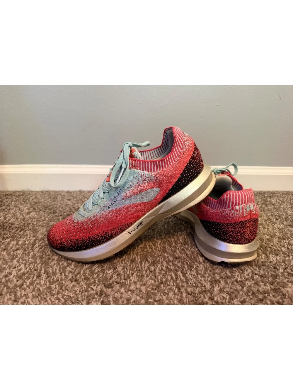 Brooks Levitate 2 Running Shoes Women’s 9.5